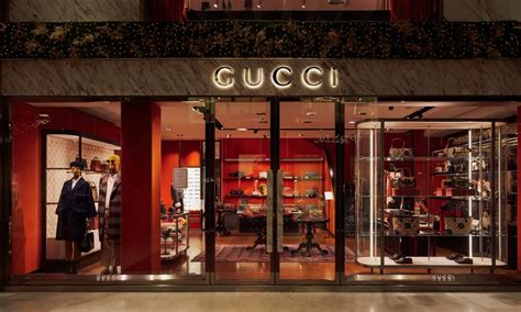 where does gucci make their clothes|who makes gucci frames manufacturer.